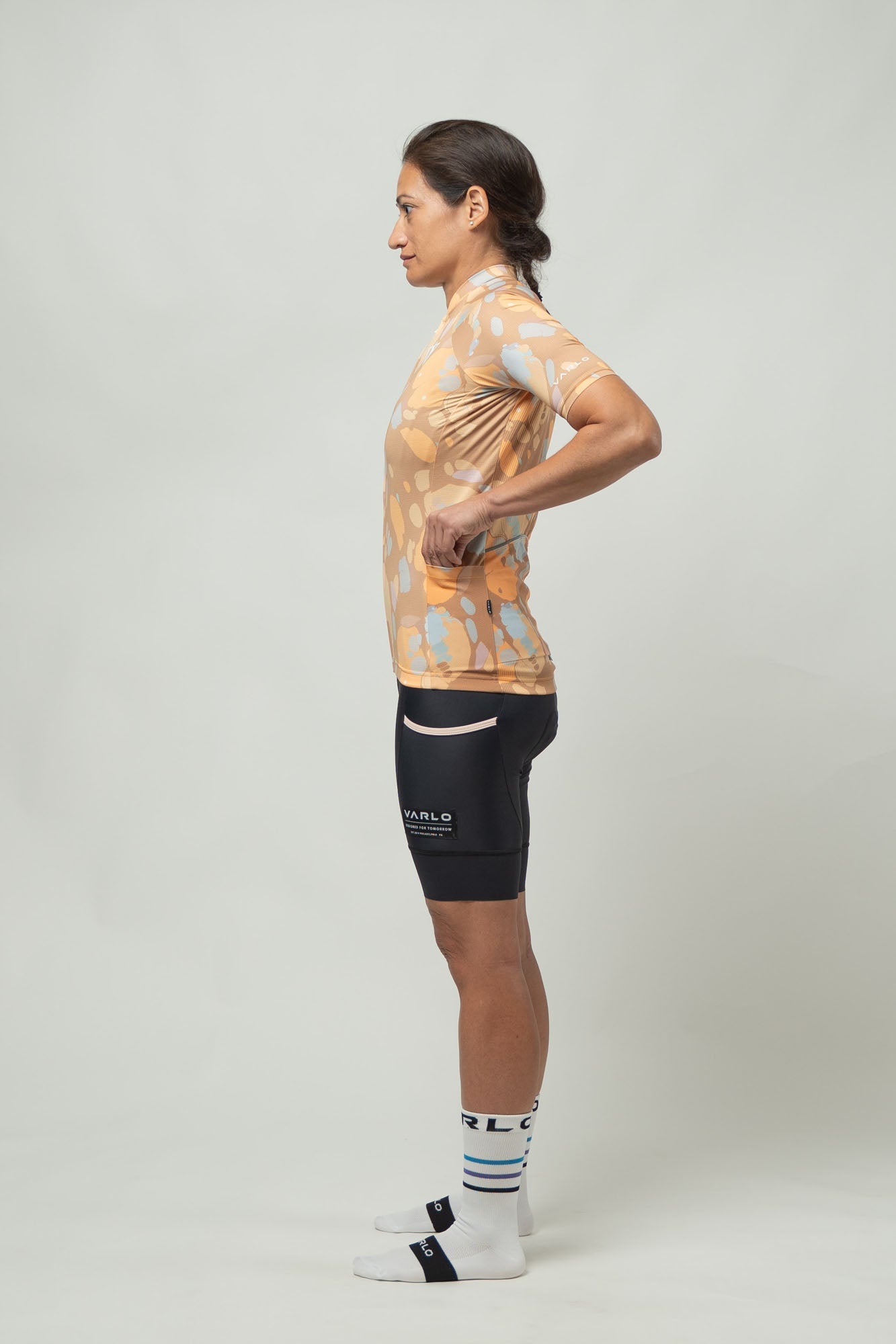 Women's Gravel Series Venture Cycling Jersey (Tan)